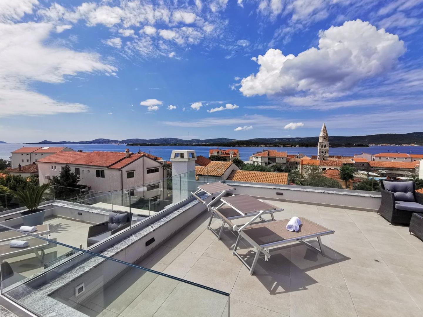 Villa Stella - Crowonder Luxury Rent Туран Екстериор снимка