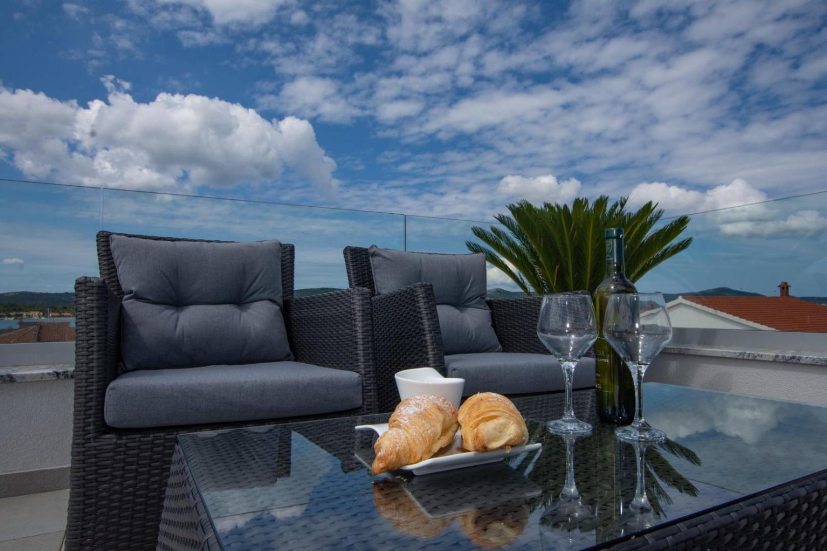 Villa Stella - Crowonder Luxury Rent Туран Екстериор снимка