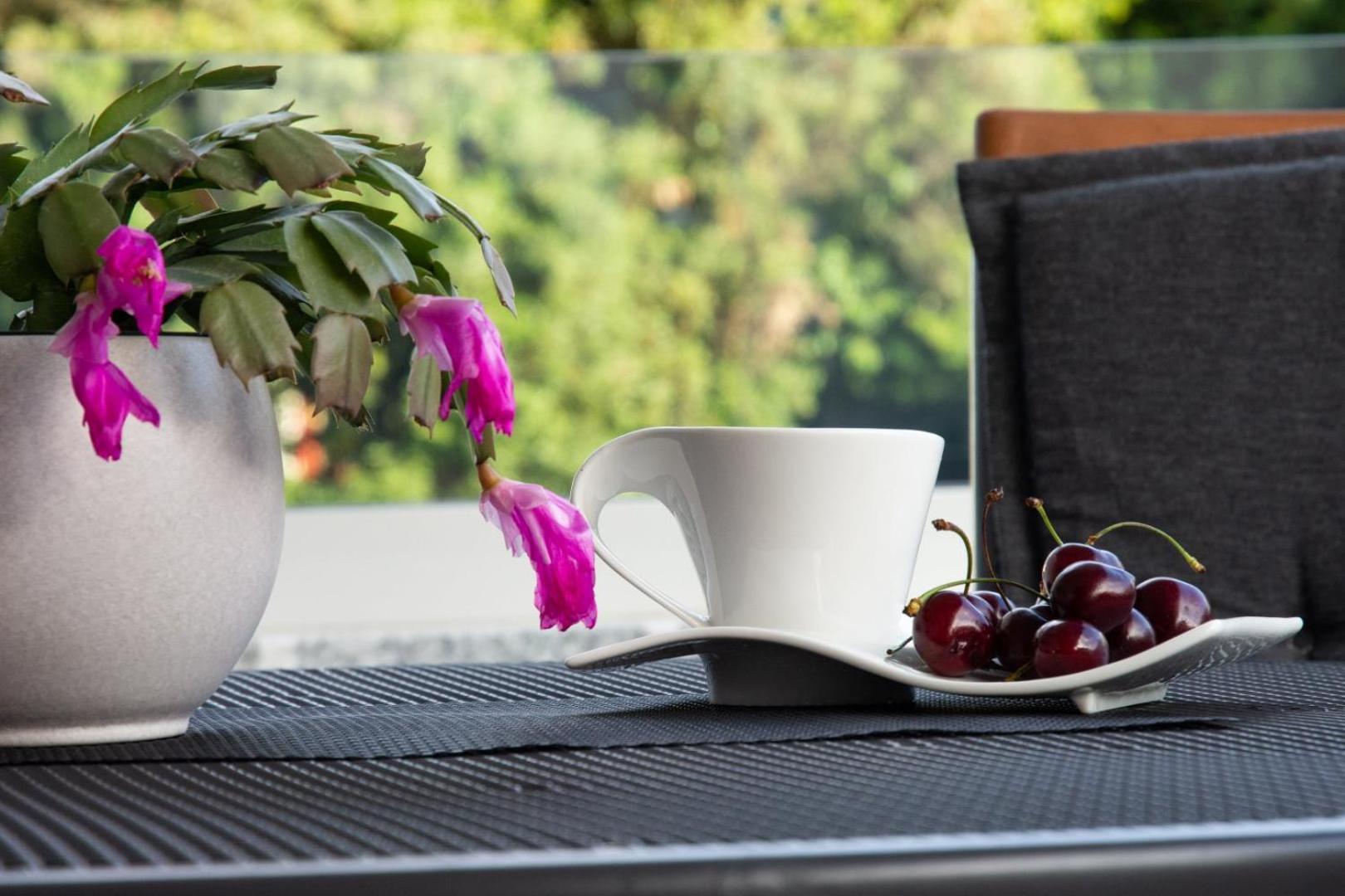 Villa Stella - Crowonder Luxury Rent Туран Екстериор снимка