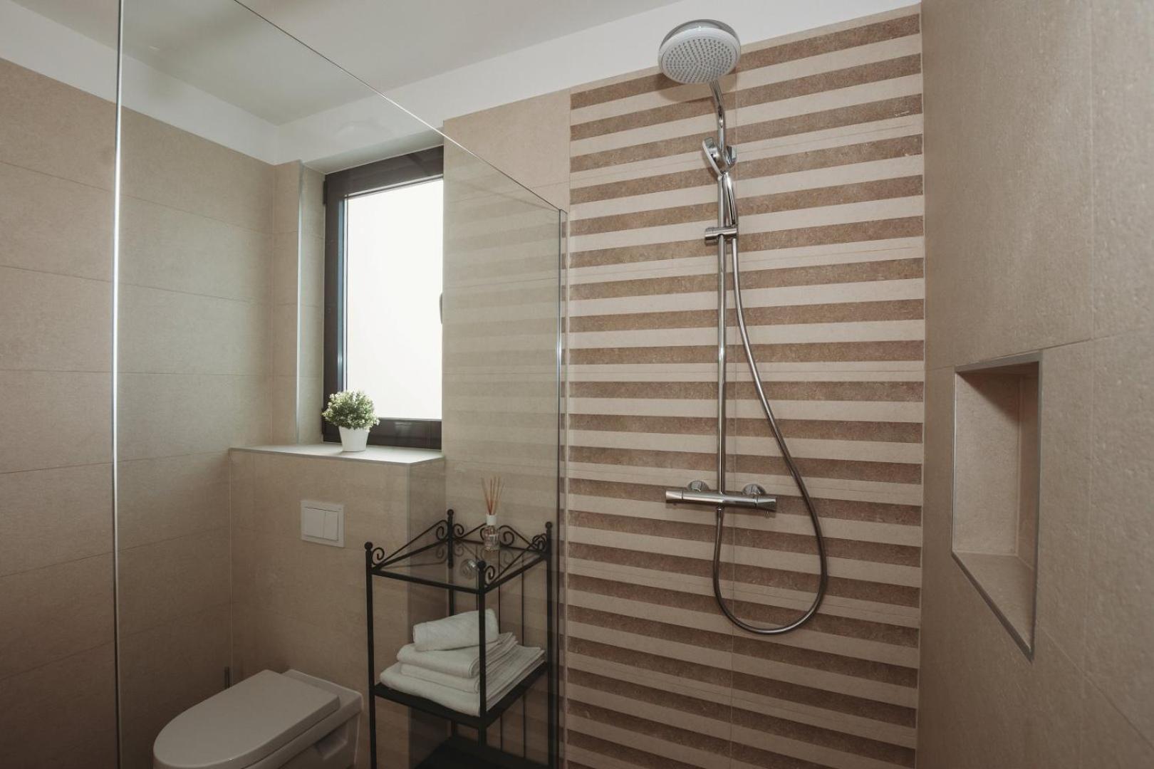 Villa Stella - Crowonder Luxury Rent Туран Екстериор снимка